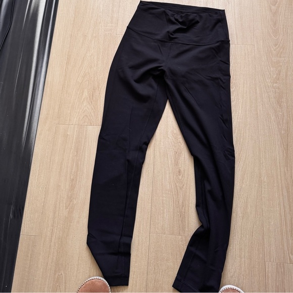 Lululemon black wonder under - Picture 3 of 3